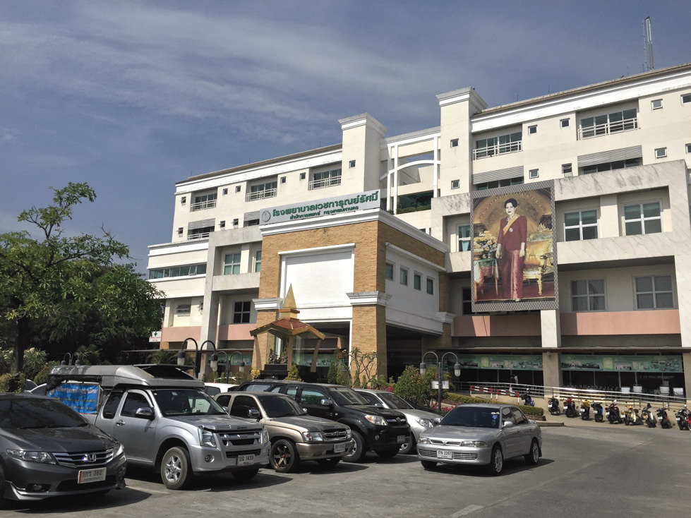 wetchakarunrasm-hospital-01