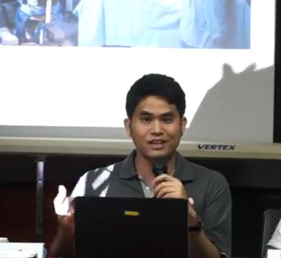 นพ. นิธิวัชร์ แสงเรือง